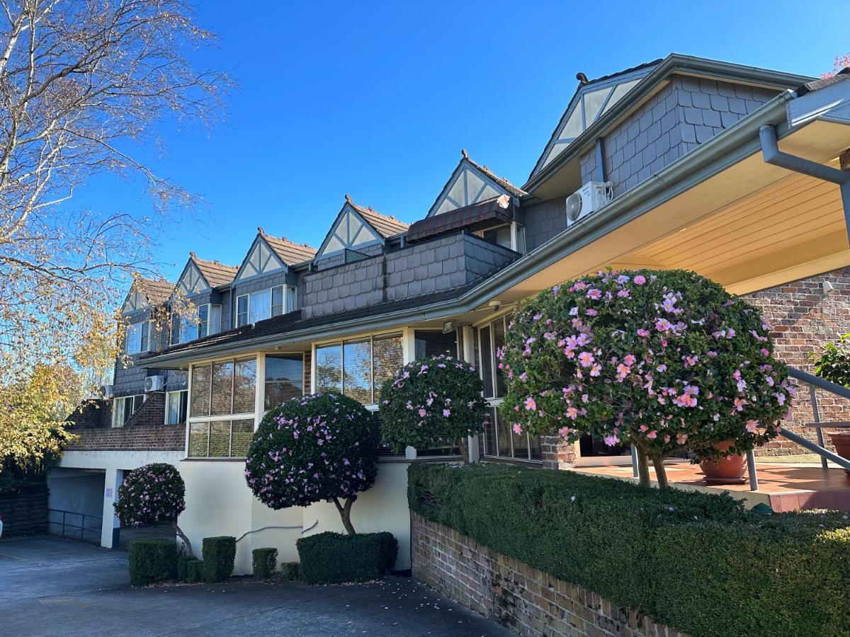 Grand Country Lodge Motel Mittagong Luaran gambar