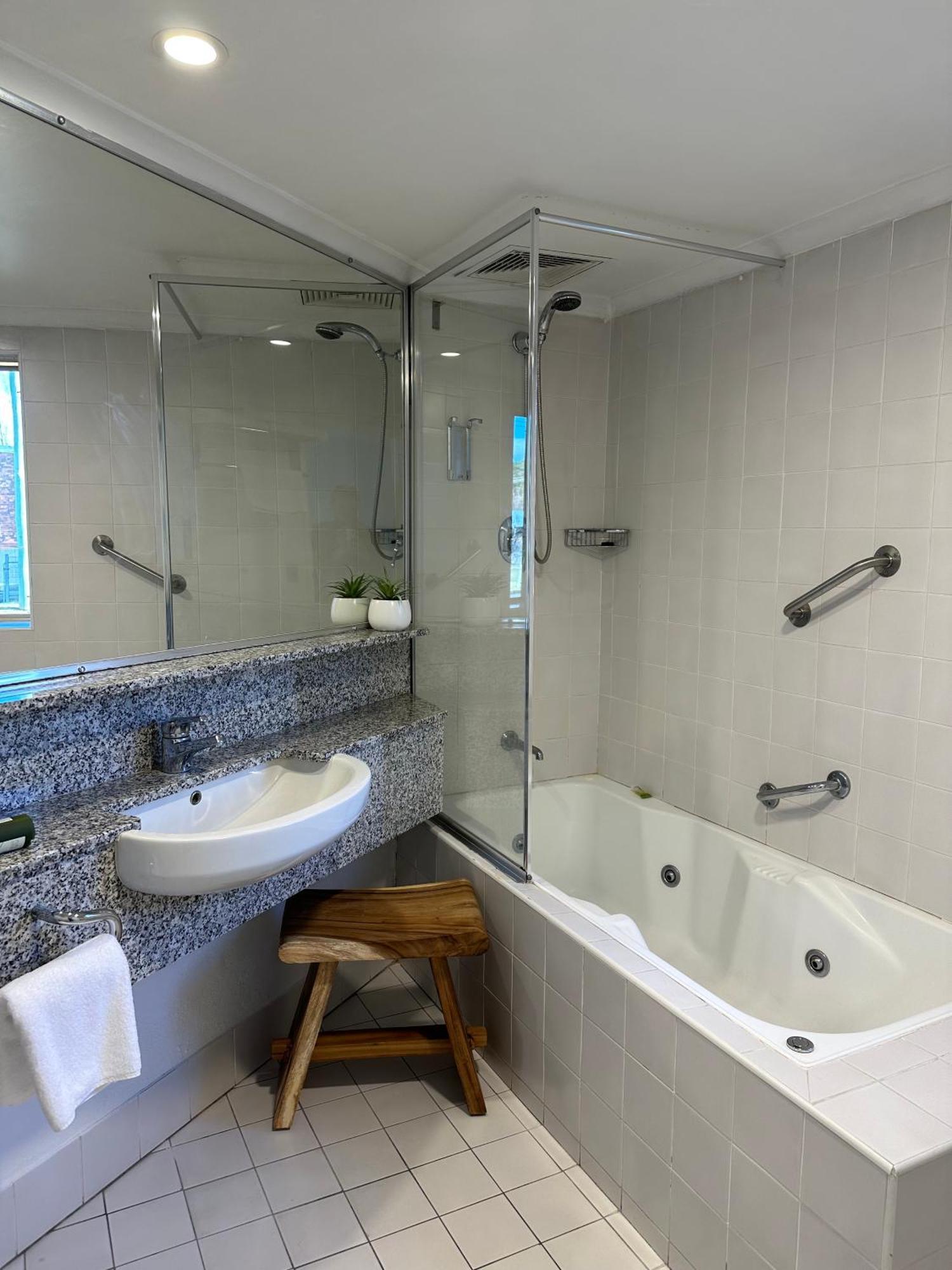 Grand Country Lodge Motel Mittagong Luaran gambar