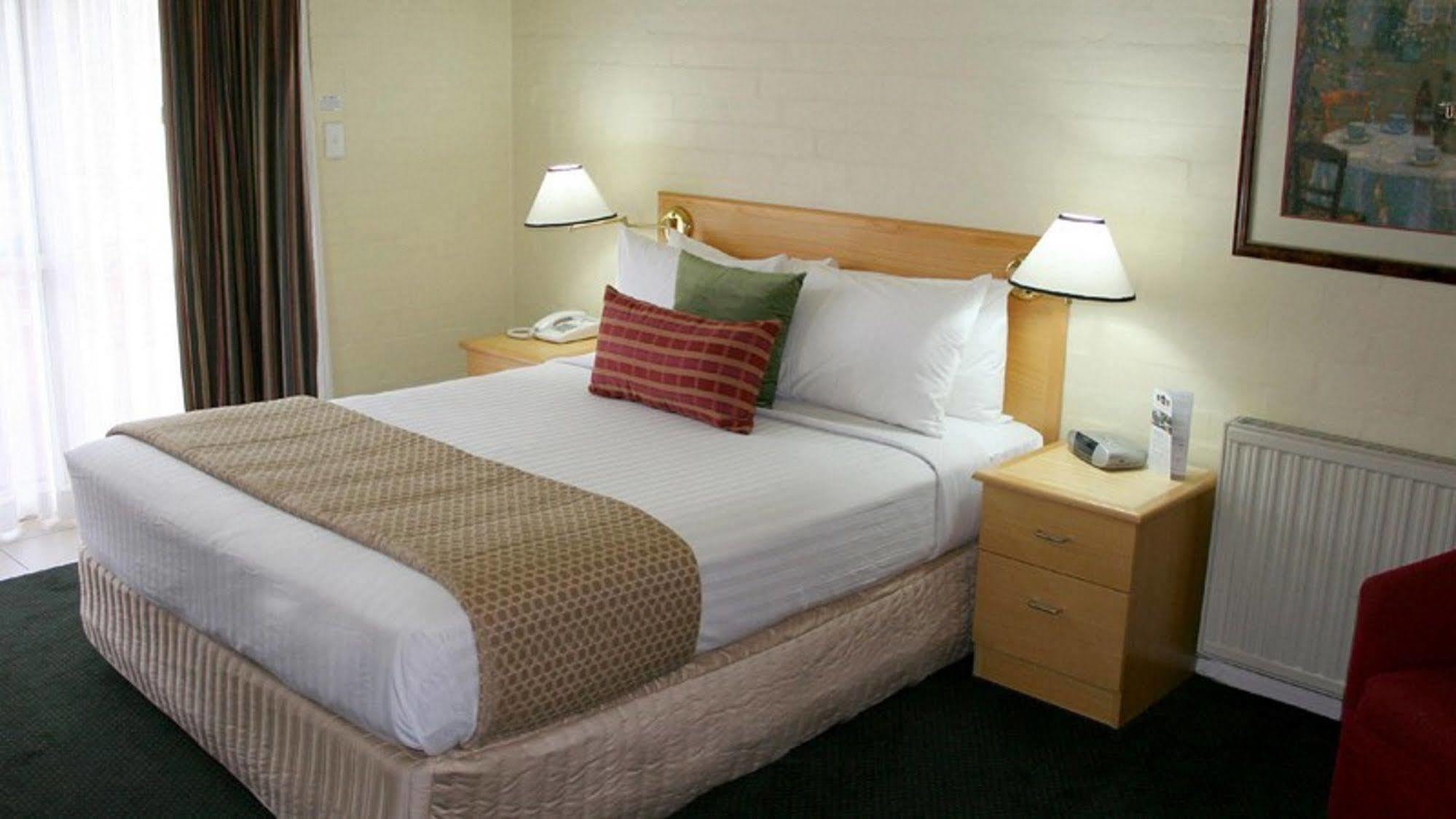 Grand Country Lodge Motel Mittagong Luaran gambar